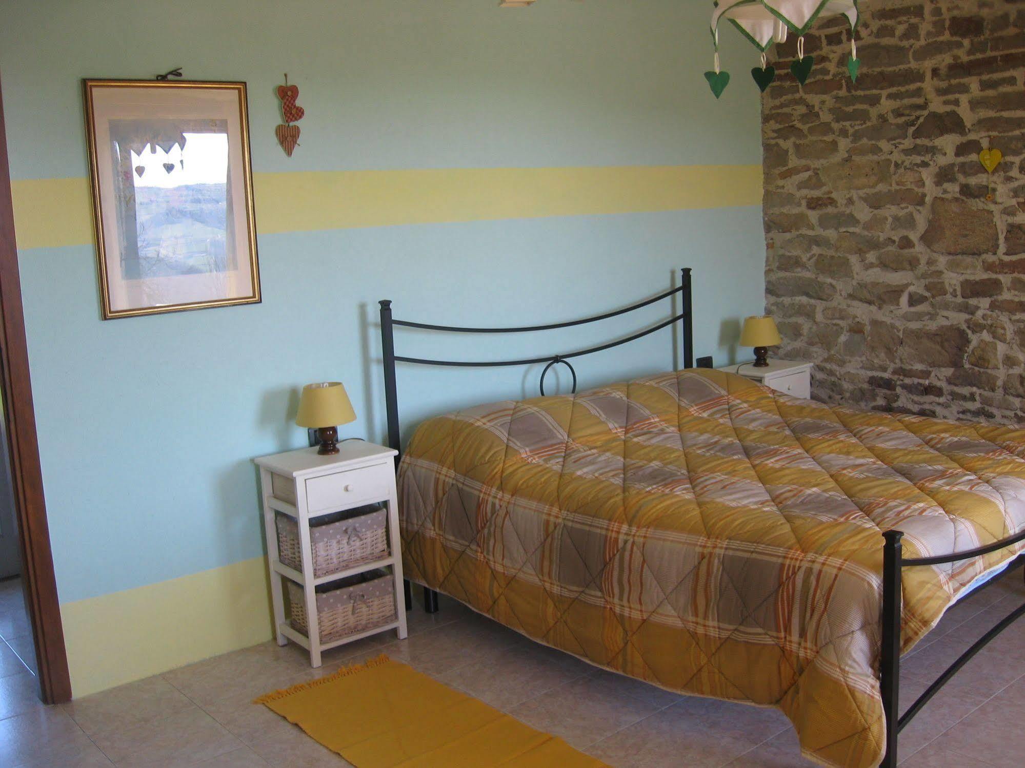 Agriturismo Cascina Serra Cossano Belbo Eksteriør billede