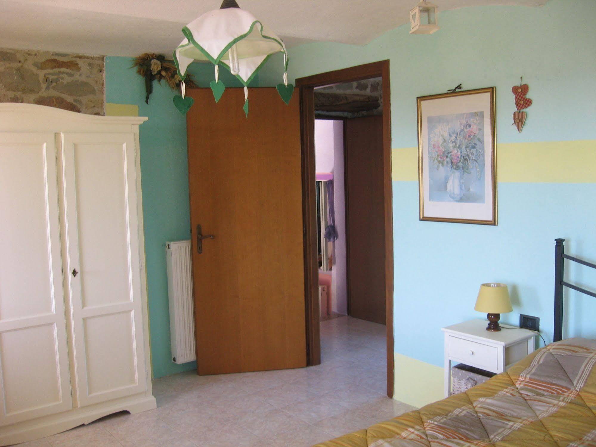 Agriturismo Cascina Serra Cossano Belbo Eksteriør billede