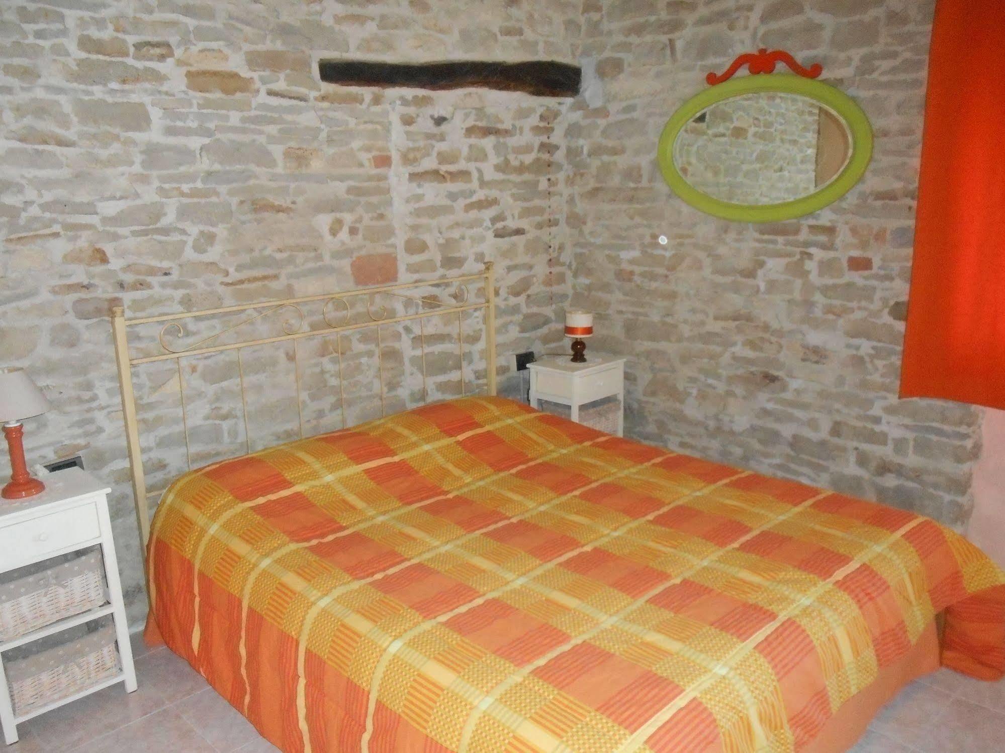 Agriturismo Cascina Serra Cossano Belbo Eksteriør billede