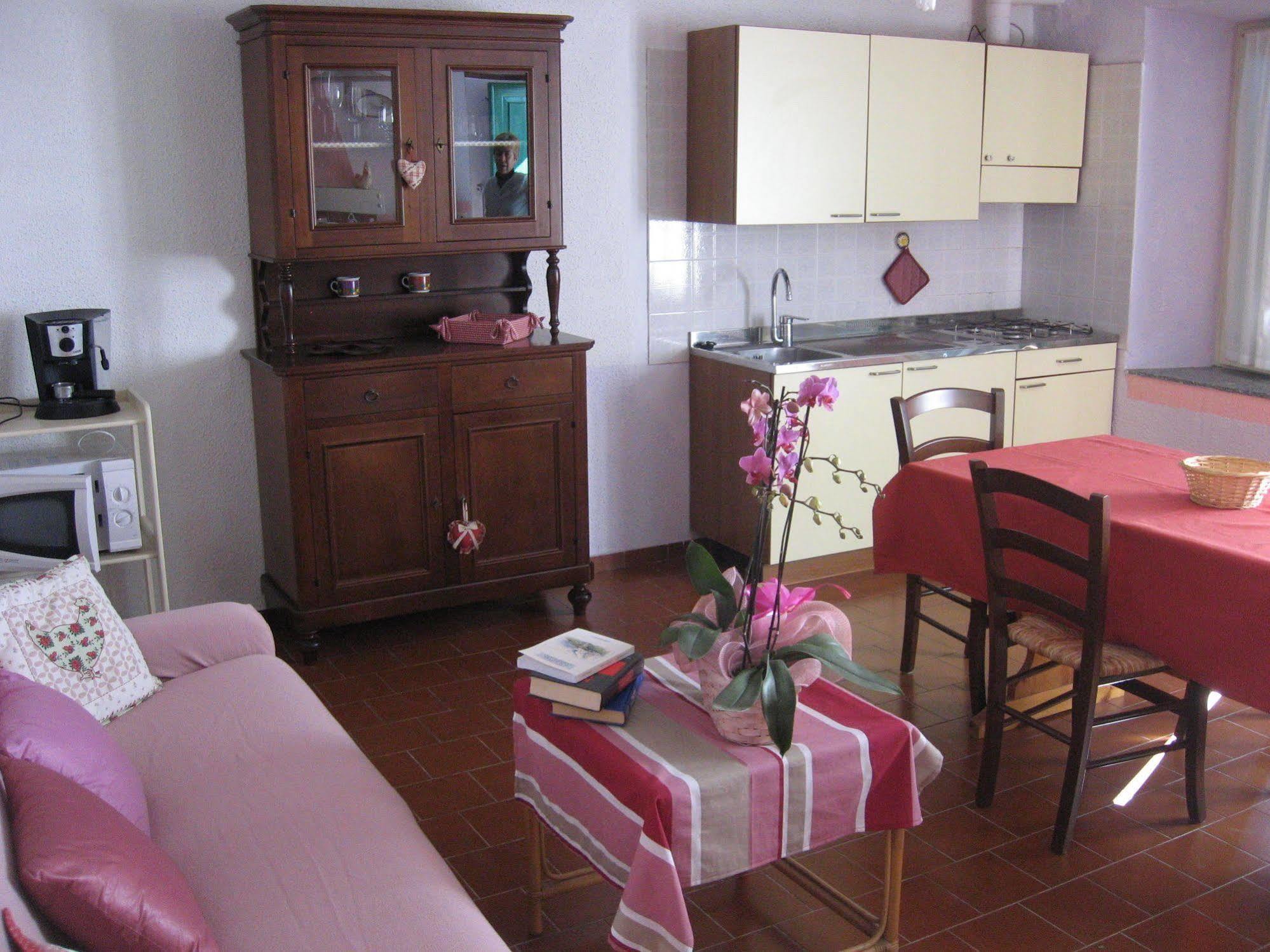 Agriturismo Cascina Serra Cossano Belbo Eksteriør billede